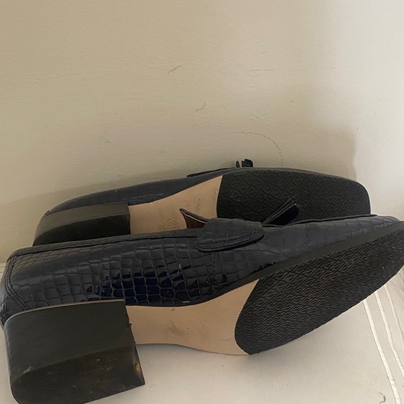 Women’s Navy Donald Pliner Crocodile Pattern Loafers - Picture 4 of 4